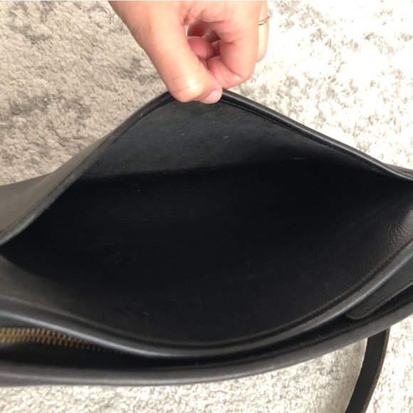 Vintage Coach Black Rectangle Soft Leather Purse Shoulder Bag w/Serial Number - Picture 2 of 16